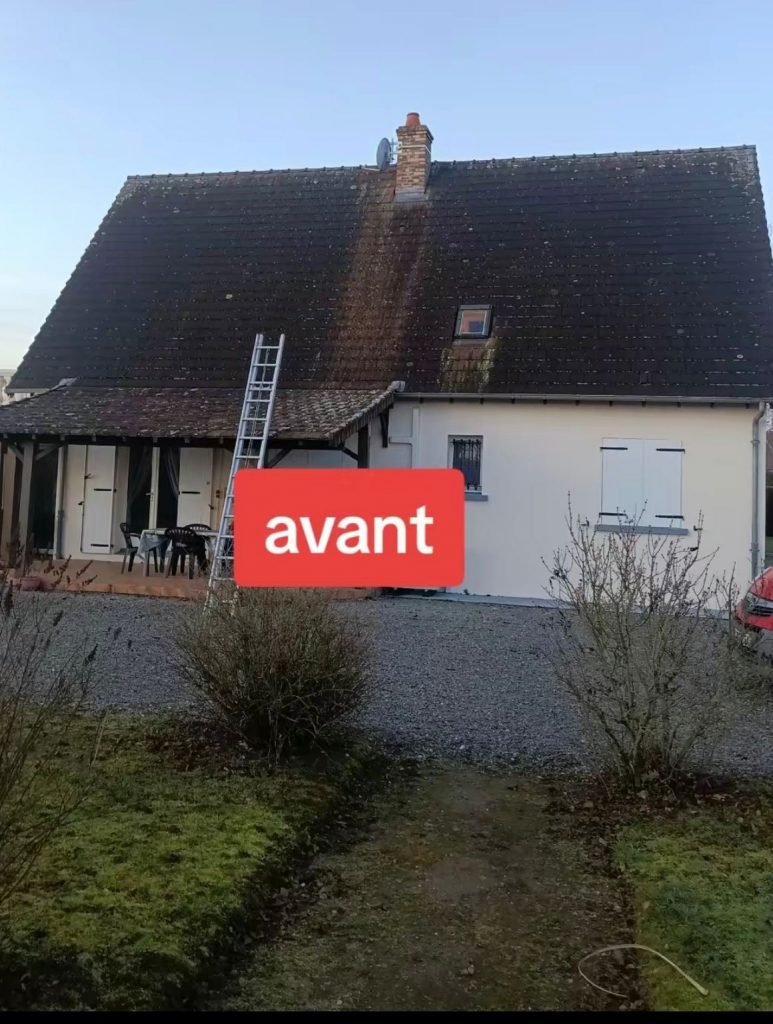 Avant un nettoyage de toiture par le Couvreur Emile