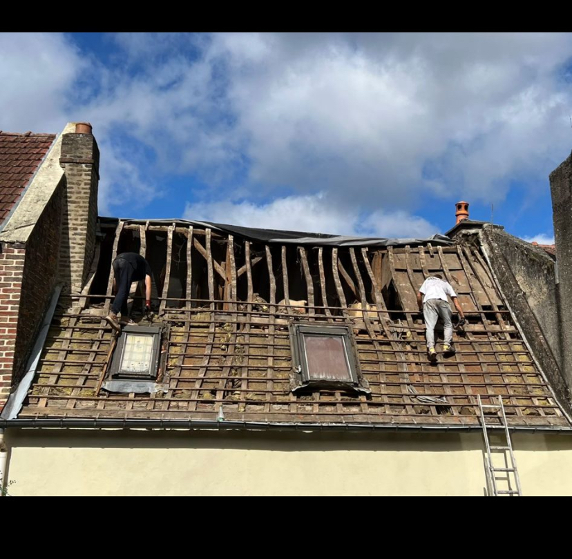 Toiture ancienne avant rénovation Couvreur Emile